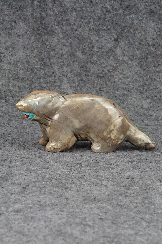 Wolverine Zuni Fetish Carving - Enrike Leekya