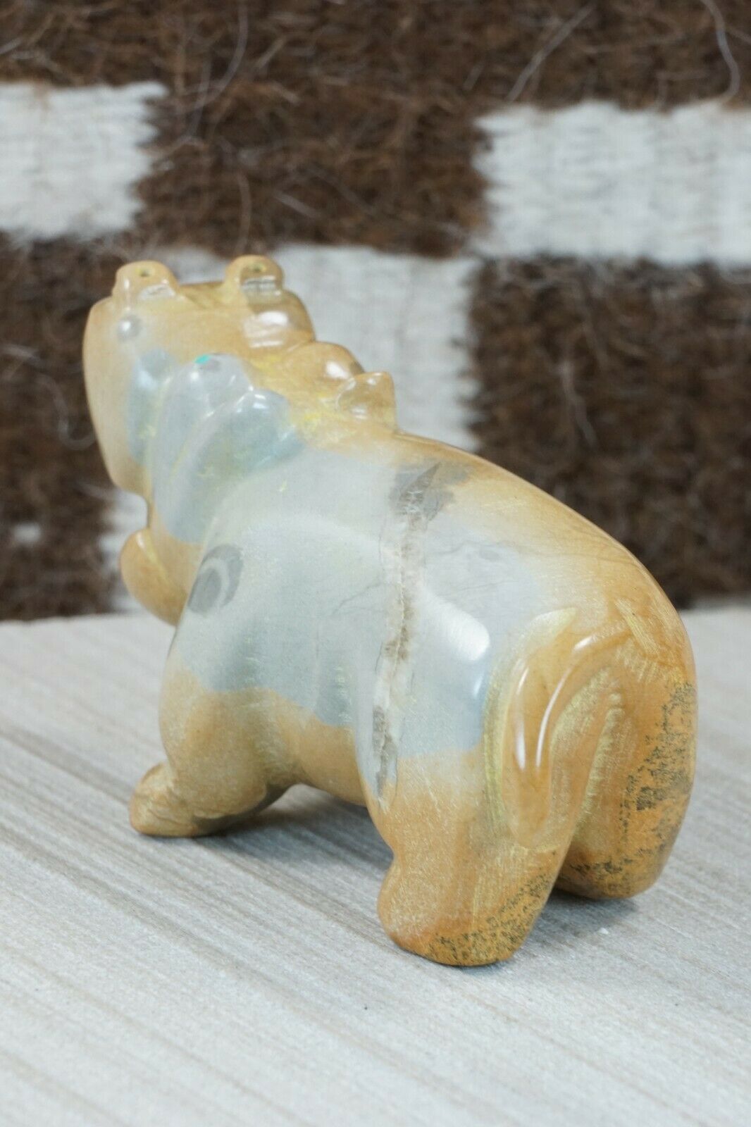 Hippo Zuni Fetish Carving - Enrike Leekya
