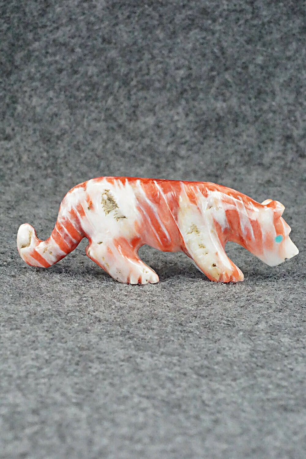 Mountain Lion Zuni Fetish Carving - Andres Quandelacy