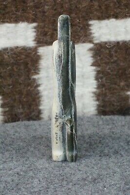 Wolf Zuni Fetish Carving - Kenny Chavez