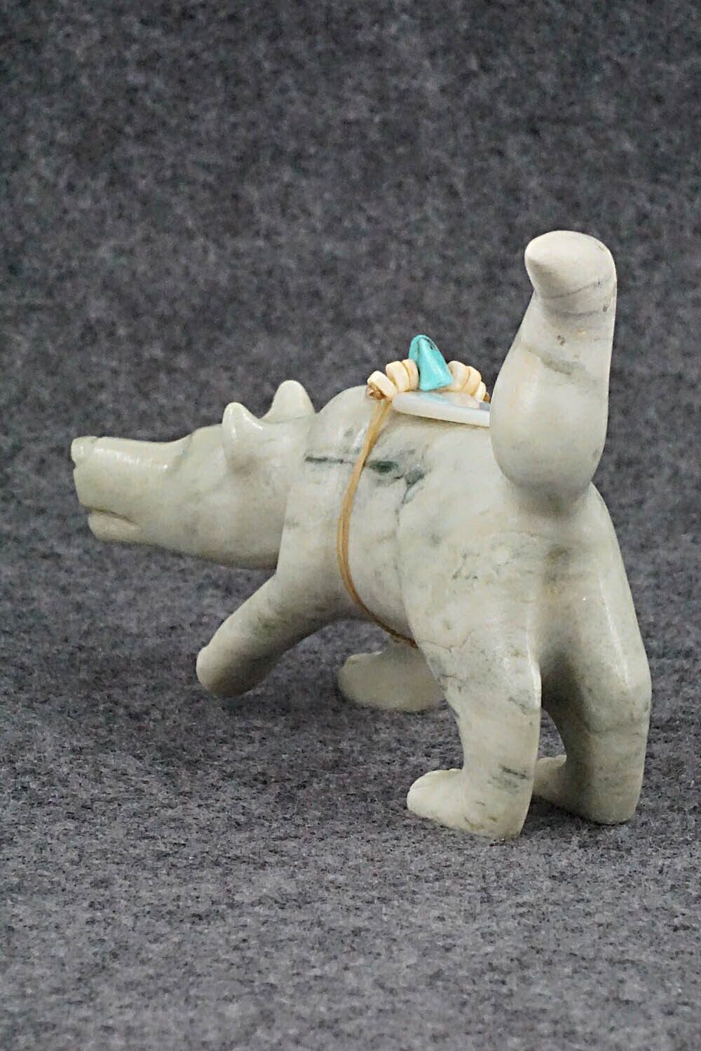 Wolf Zuni Fetish Carving - Albert Eustace