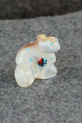 Bear Zuni Fetish Carving - Danette Laate
