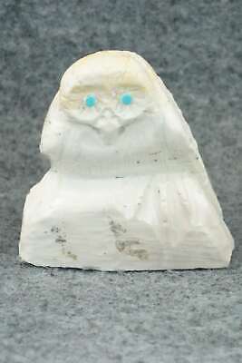 Owl Zuni Fetish Carving - Derrick Kaamasee