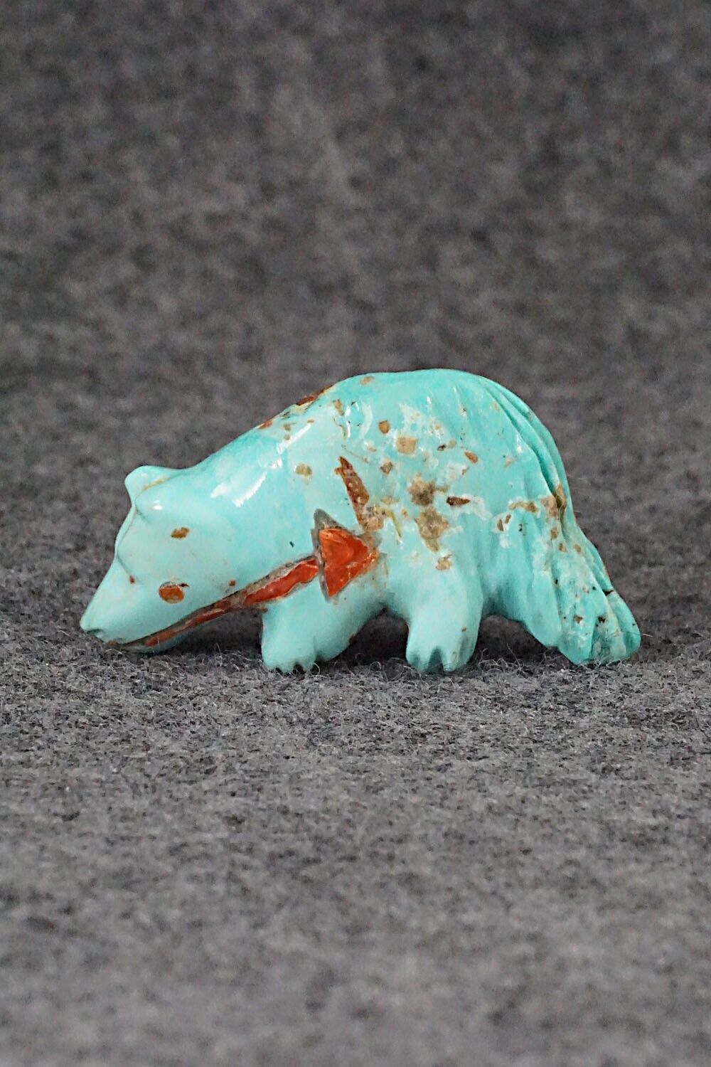 Wolf Zuni Fetish Carving - Andres Quandelacy