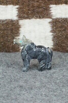 Horse Zuni Fetish Carving - Albert Livingston