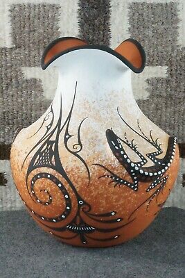 Zuni Pottery - Deldrick Cellicion