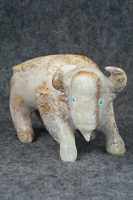 Buffalo Zuni Fetish Carving - Isiah Chopito