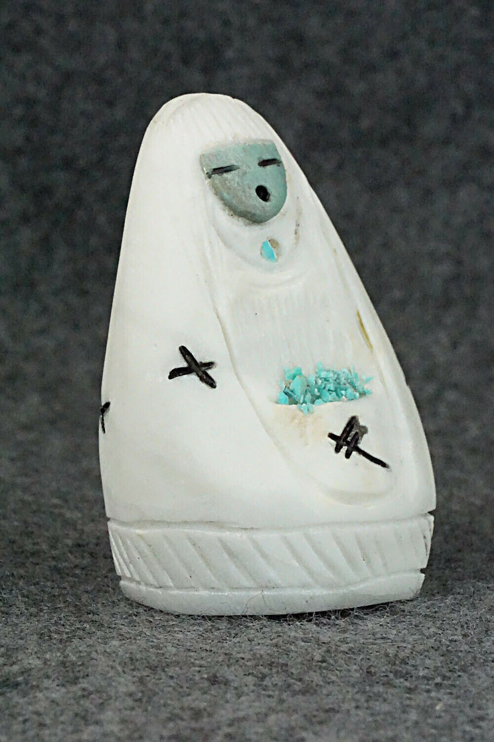 Corn Maiden Zuni Fetish Carving - Faye Quandelacy