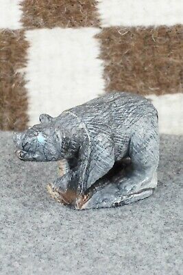 Bear Zuni Fetish Carving - Derrick Kaamasee