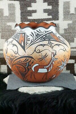 Zuni Pottery - Deldrick Cellicion