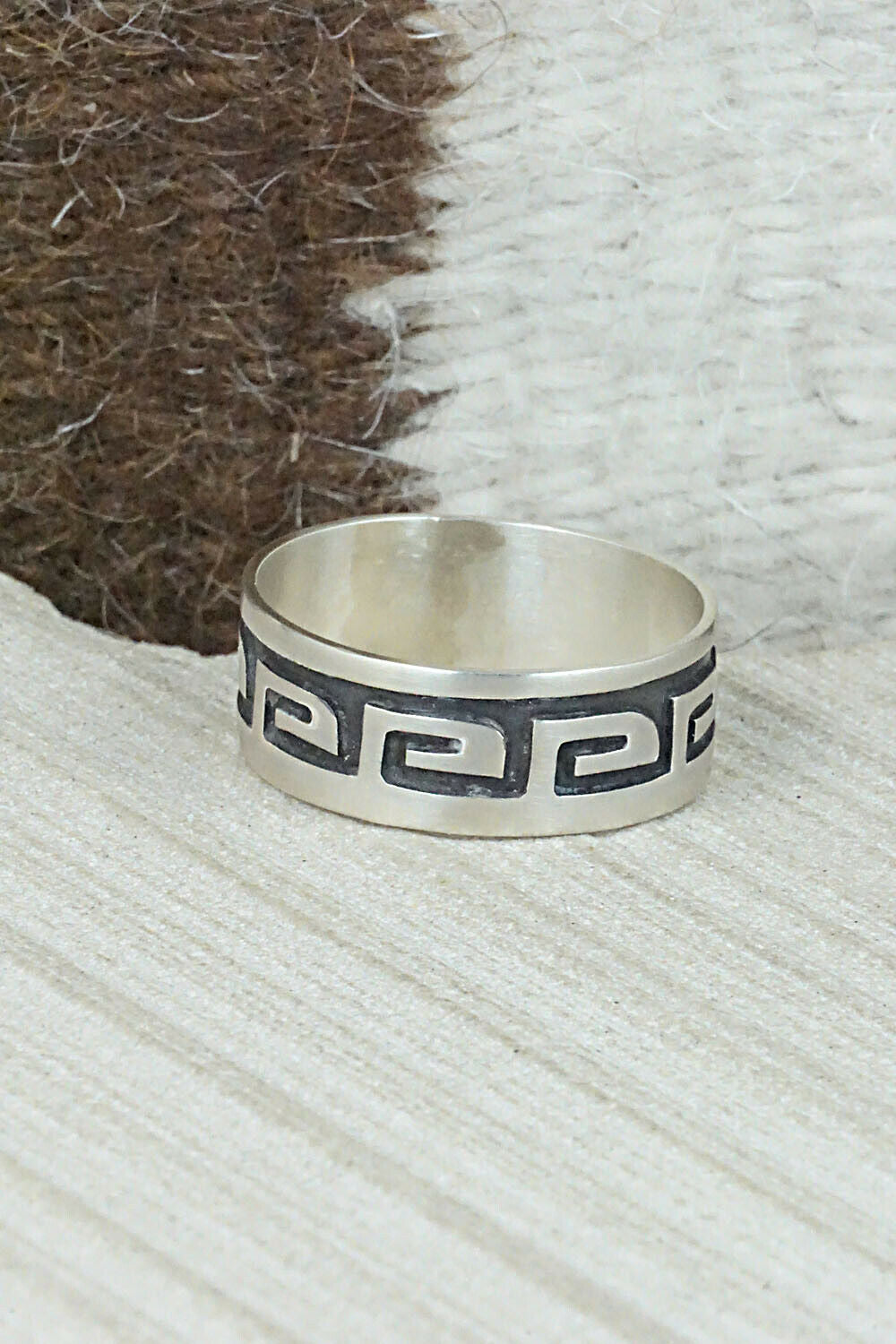 Sterling Silver Ring - Lester Gene - Size 15