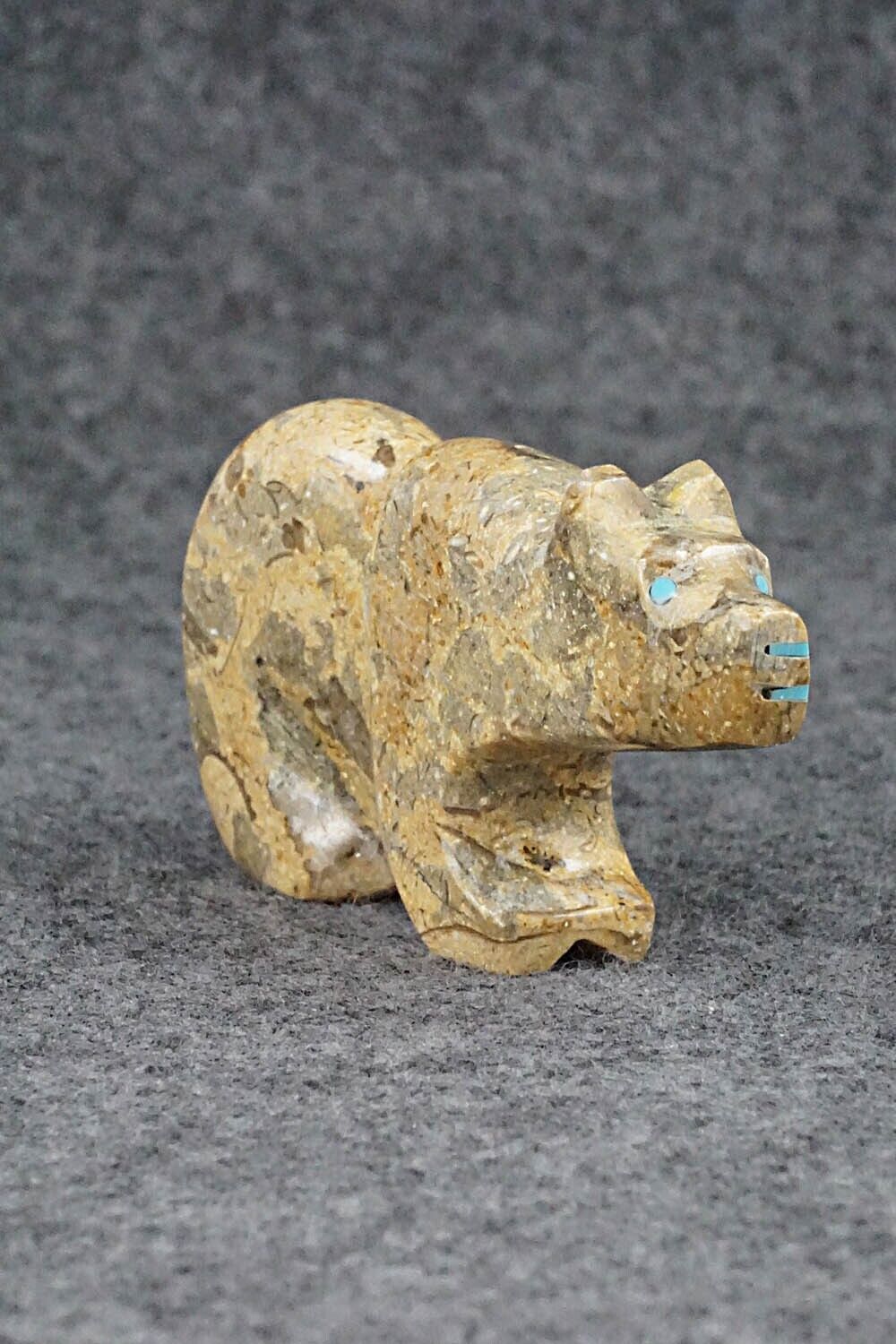 Bear Zuni Fetish Carving - Rodney Laiwakete