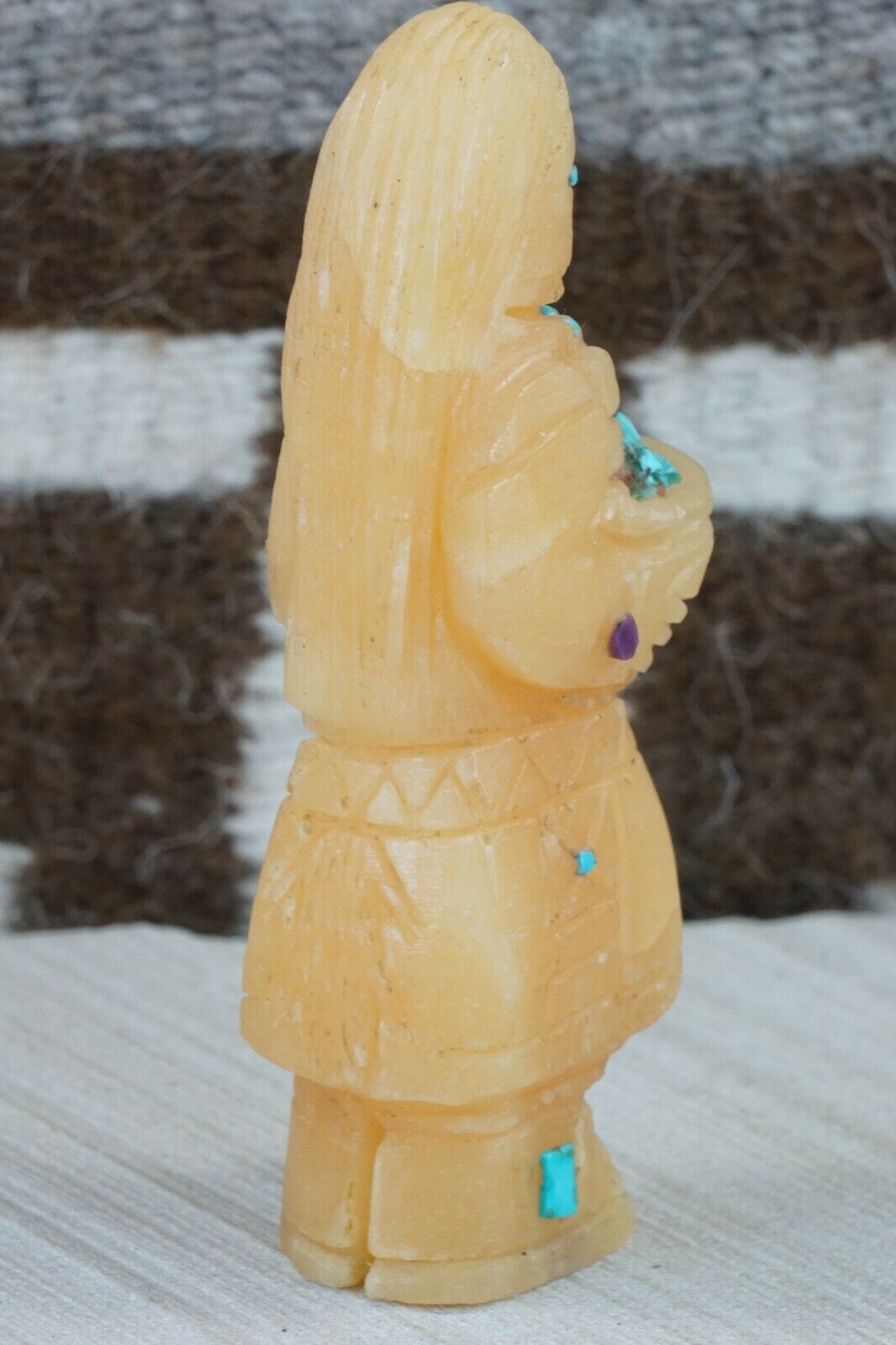 Ola Maiden Zuni Fetish Carving - Jon Quam