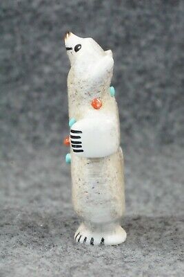 Bear Zuni Fetish Carving - Claudia Peina