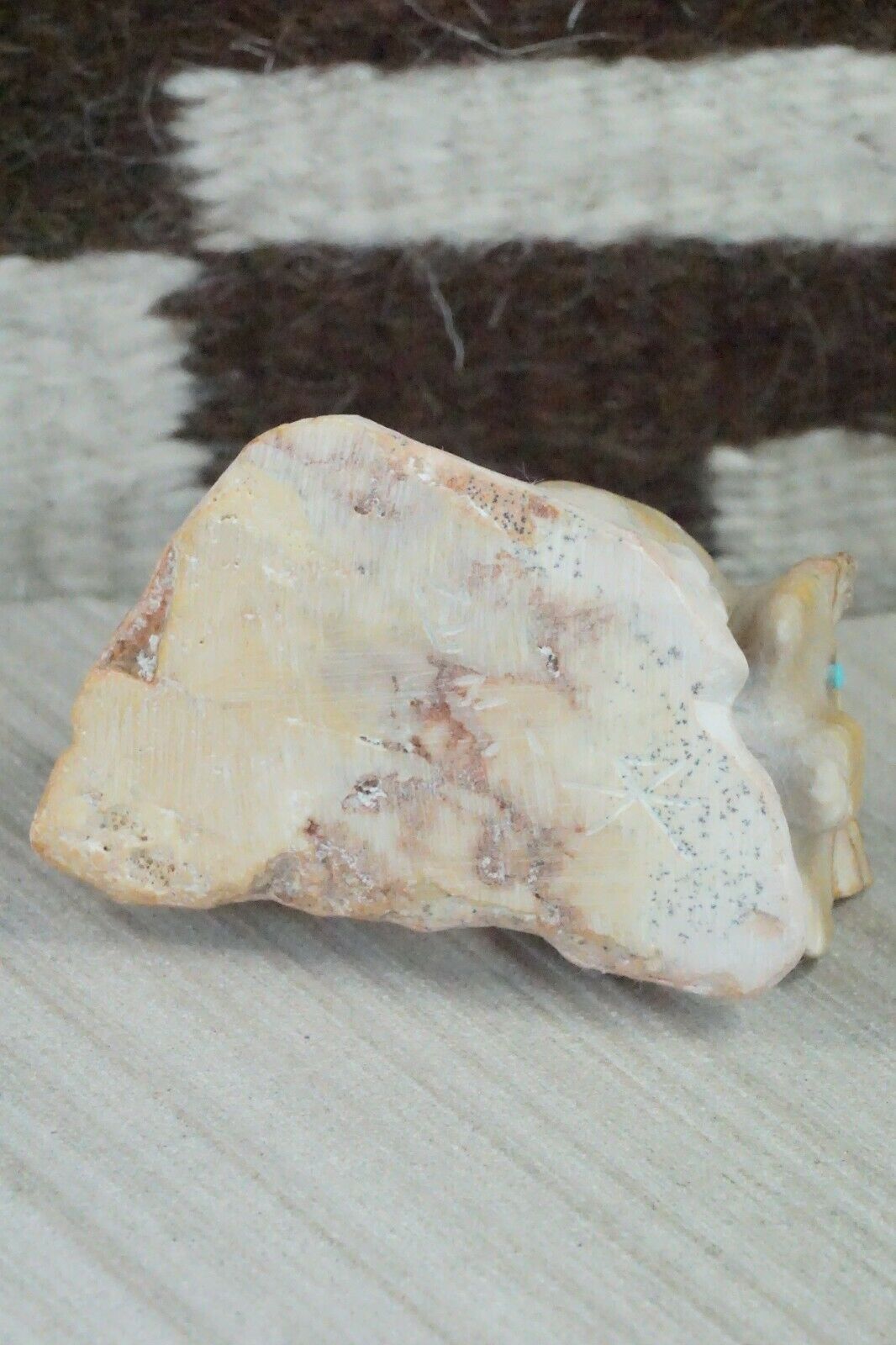 Bobcat Zuni Fetish Carving - Derrick Kaamasee