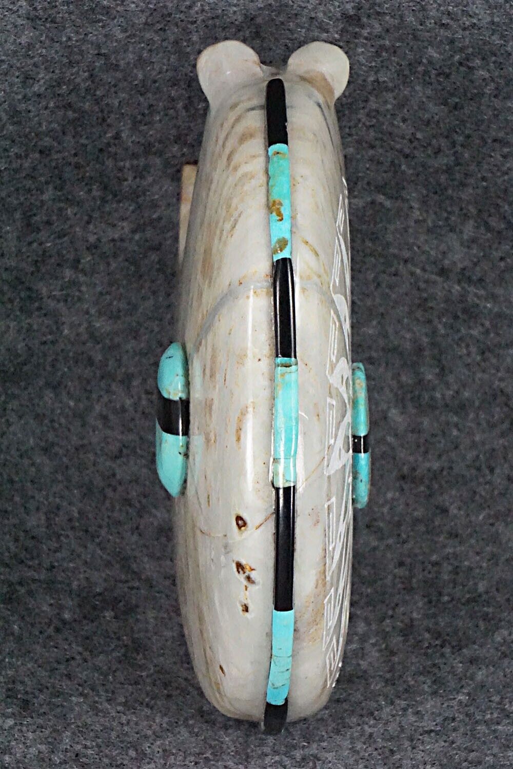 Bear Zuni Fetish Carving - Shannon Calavaza