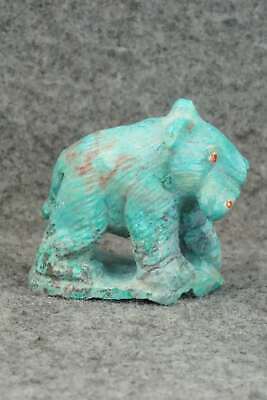 Bear Zuni Fetish Carving - Derrick Kaamasee