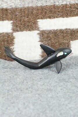 Whale Zuni Fetish Carving - Jon Quam