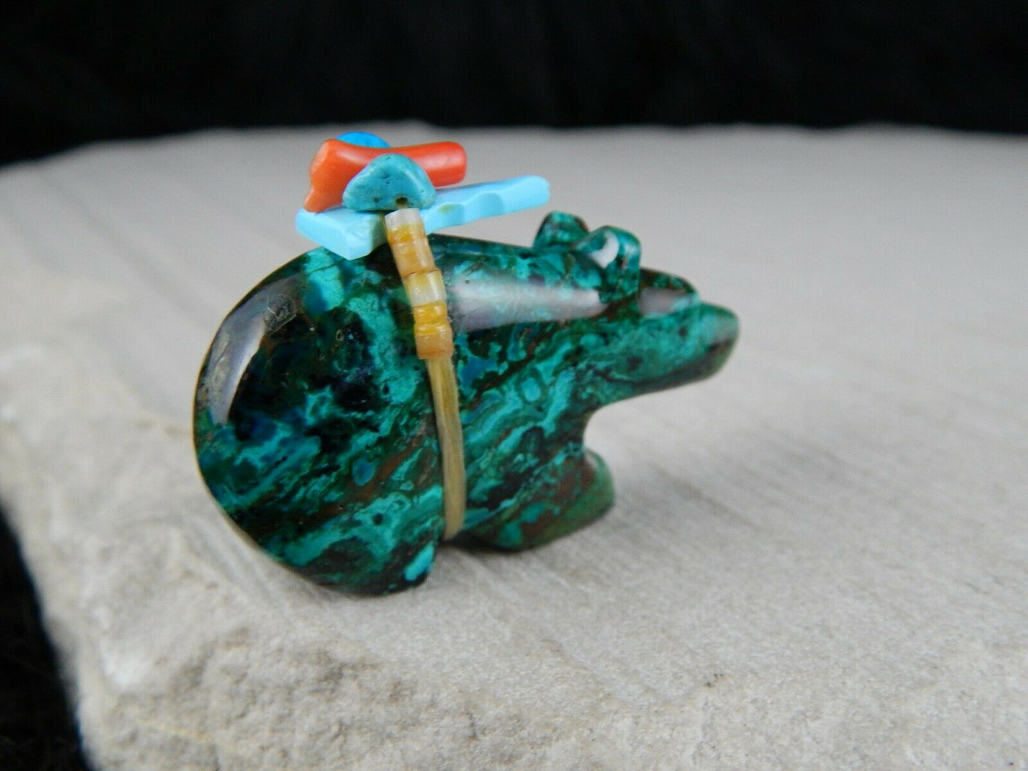 Bear Zuni Fetish Carving - Donovan Laiwakete - High Lonesome Trading