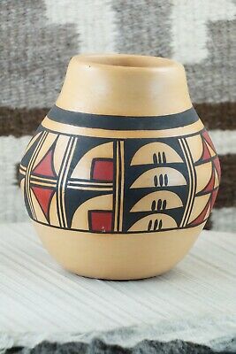 Hopi Pottery - D. Tsiny