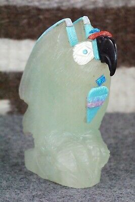 Parrot Zuni Fetish Carving - Jon Quam