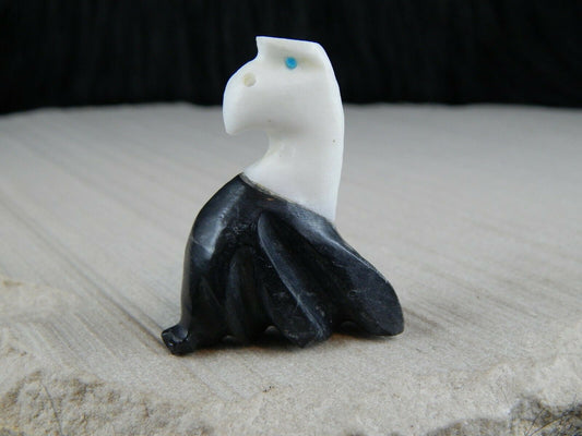 Eagle Zuni Fetish Carving - Kelly Lementino - High Lonesome Trading
