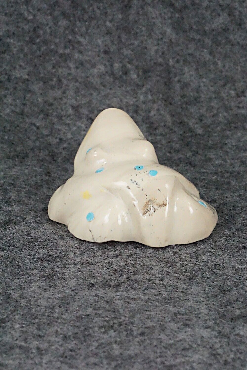 Frog Zuni Fetish Carving - Marvelita Phillips