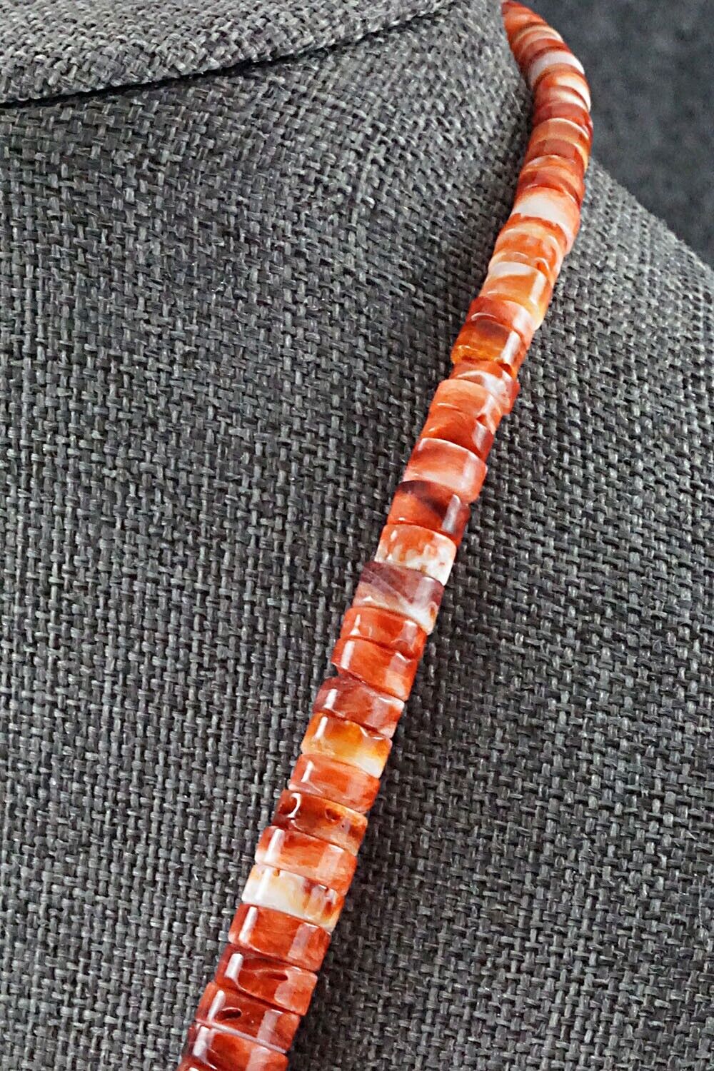 Spiny Oyster Necklace - Ramona Calavaza