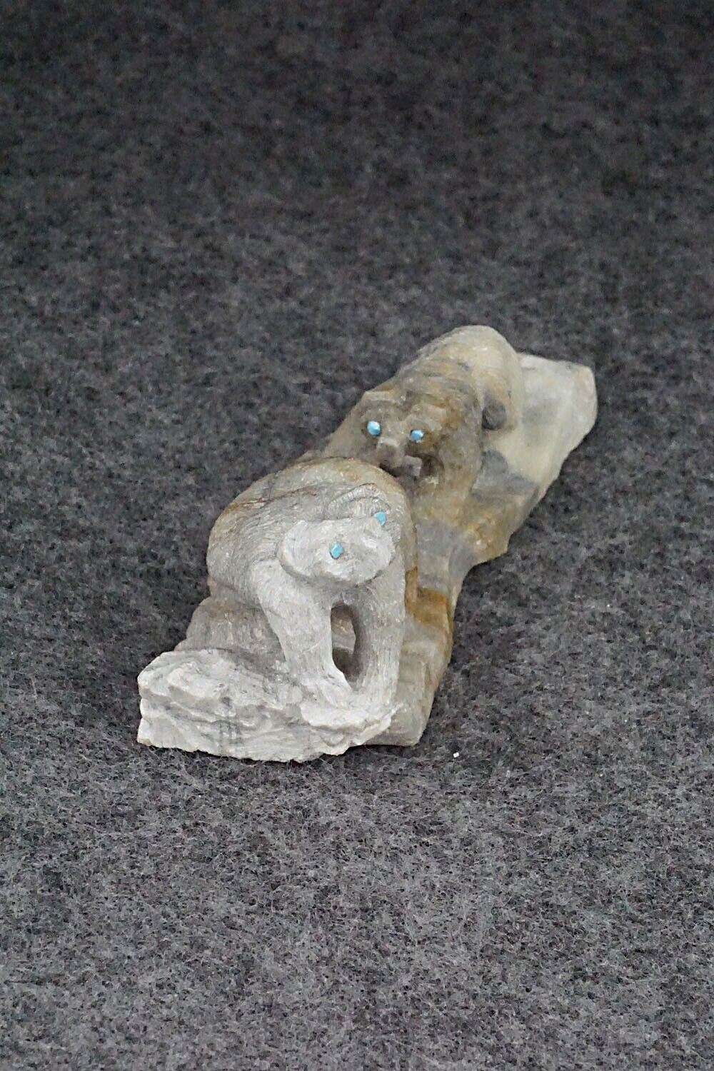 Bear and Cub Zuni Fetish Carving - Adrian Cachini