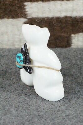 Bear Zuni Fetish Carving - Ariane Quam