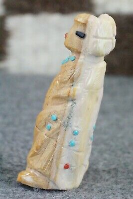 Corn Maiden Zuni Fetish Carving - Derrick Kaamasee