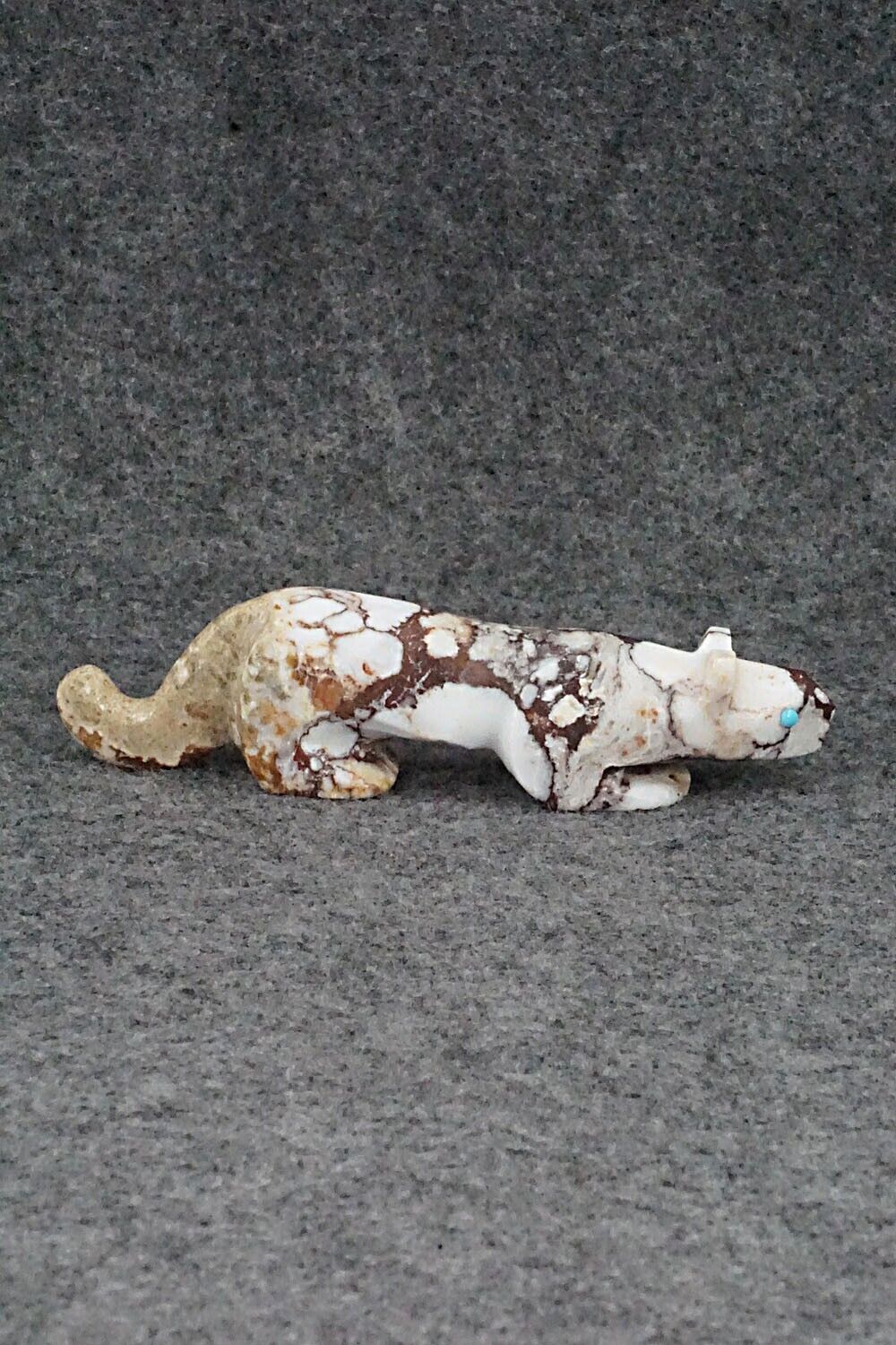 Mountain Lion Zuni Fetish Carving - Ronnie Lunasee