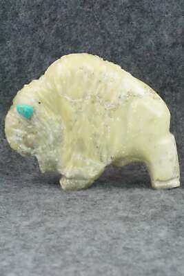 Buffalo Zuni Fetish Carving - Kevin Quam