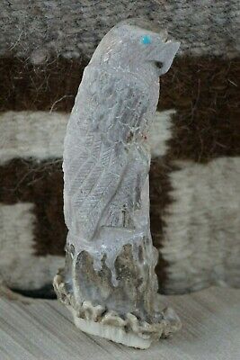 Eagle Zuni Fetish Carving - Derrick Kaamasee - High Lonesome Trading