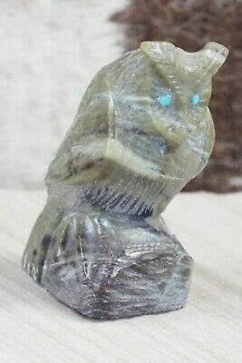 Owl Zuni Fetish Carving - Derrick Kaamasee