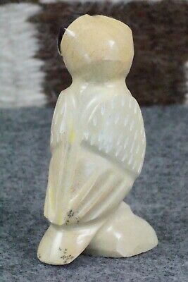 Owl Zuni Fetish Carving - Enrike Leekya