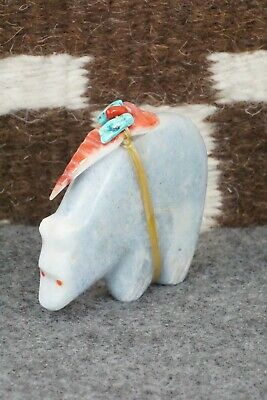 Bear Zuni Fetish Carving - Daphne Quam
