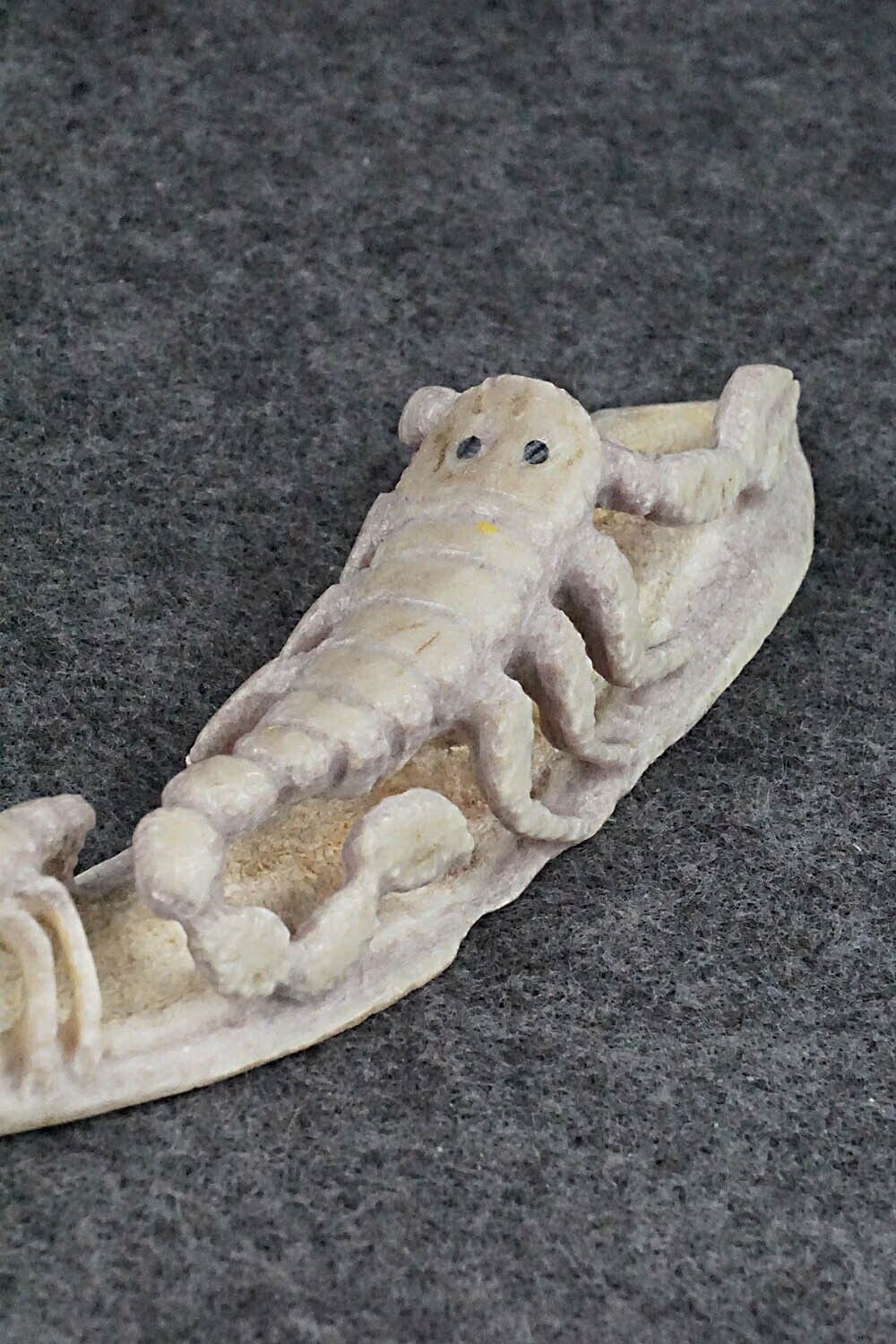 Scorpion Zuni Fetish Carving - Maxx Laate