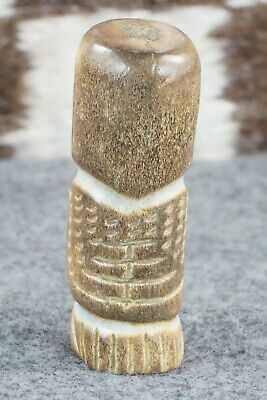 Owl Zuni Fetish Carving - Howard Lesarlly