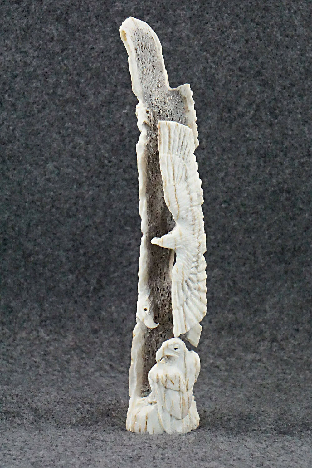 Eagle Fetish Carving - Lewis Malie Jr.