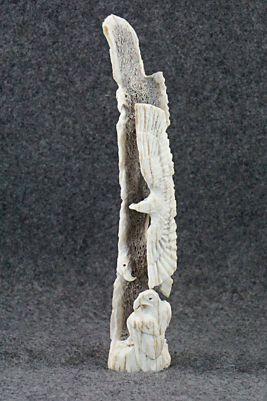 Eagle Fetish Carving - Lewis Malie Jr.