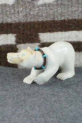 Bear Zuni Fetish Carving - Albert Eustace