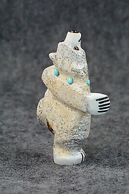 Bear Zuni Fetish Carving - Claudia Peina