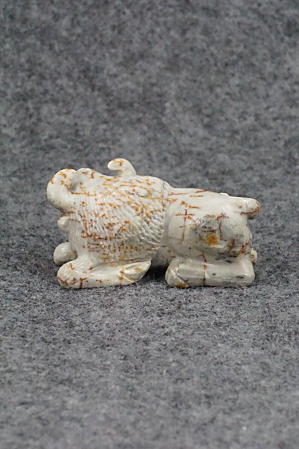 Bull Zuni Fetish Carving - Wilfred Cheama