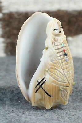 Corn Maiden Zuni Fetish Carving - Kevin Quam