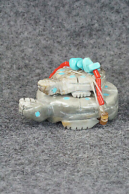 Turtle Zuni Fetish Carving - Stafford Chimoni