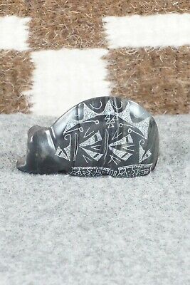 Bear Zuni Fetish Carving - Gerald Peina