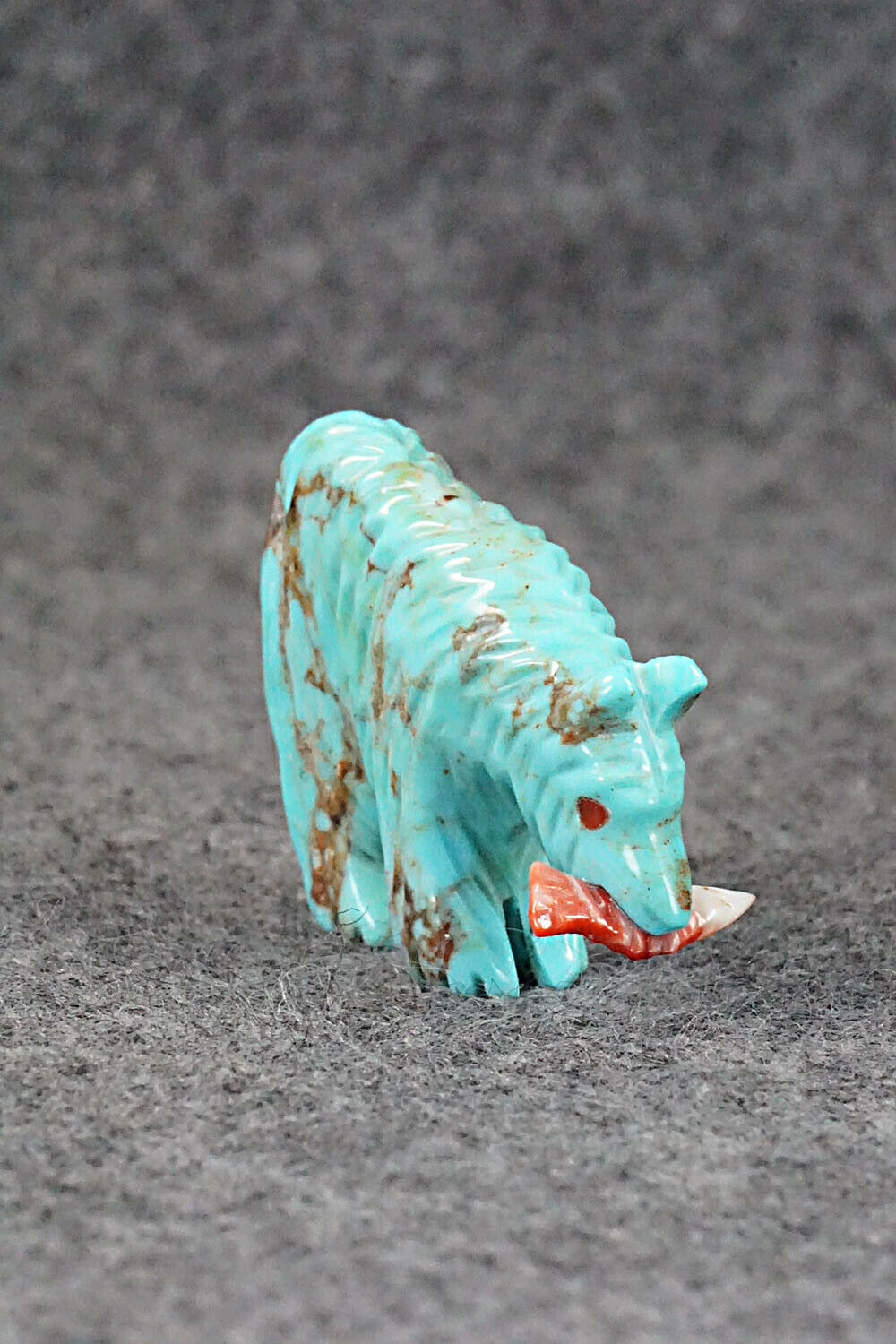 Bear Zuni Fetish Carving - Andres Quandelacy