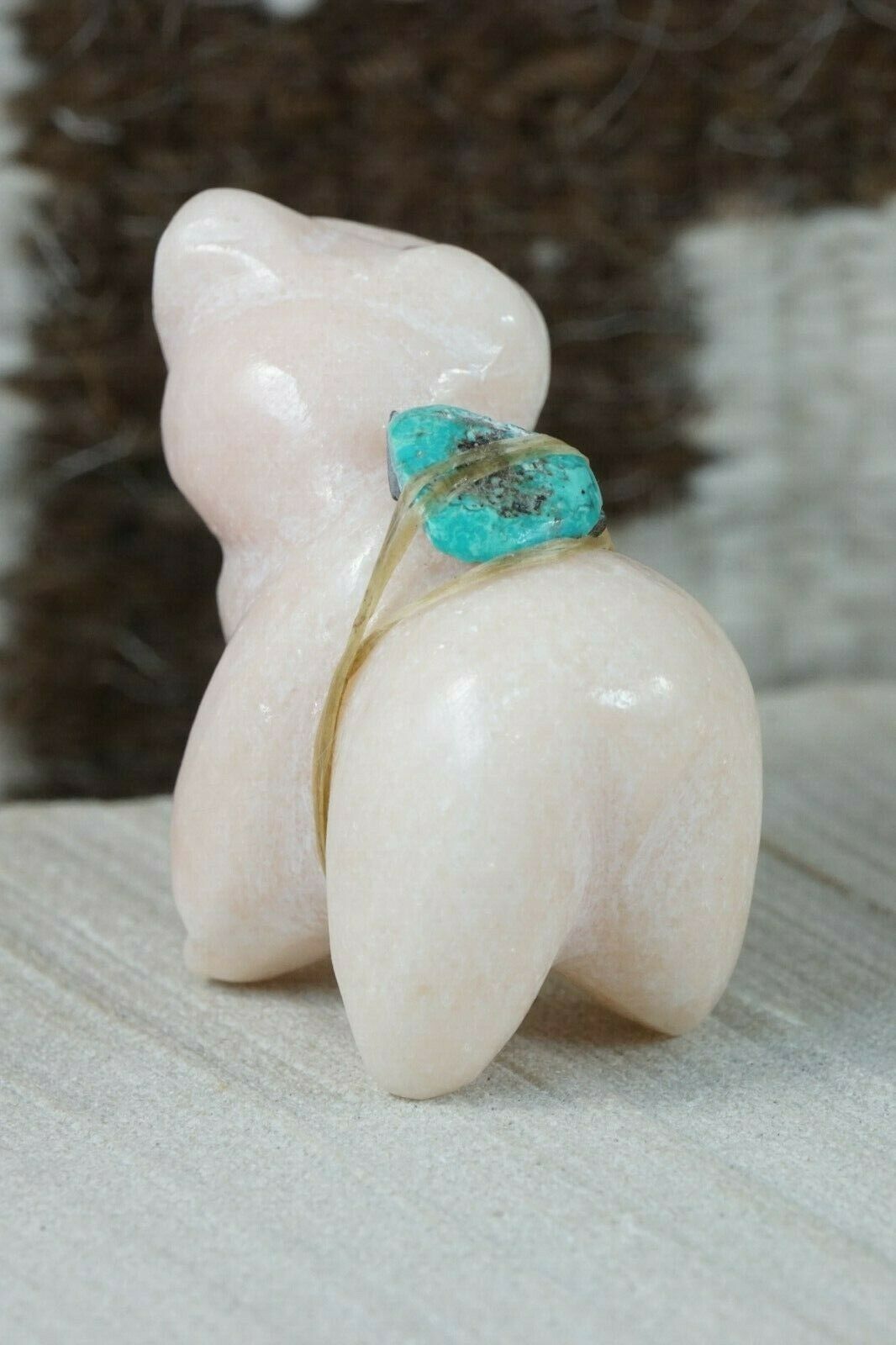 Bear Zuni Fetish Carving - Lance Deysee - High Lonesome Trading