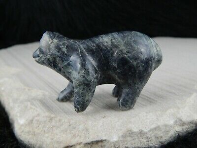 Bear Zuni Fetish Carving - Calvin Weeka - High Lonesome Trading